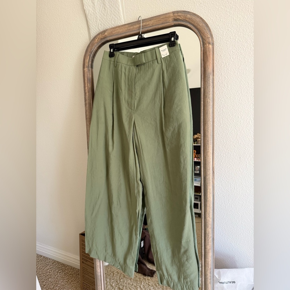 Abercrombie & Fitch Sage Wide Leg Pants